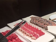 -海底捞火锅鲜切牛肉主题店(长寿路店)