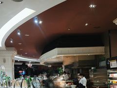 -荣誉国际酒店-云顶旋转餐厅