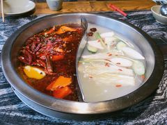 骨肉鸳鸯锅-渝味晓宇火锅(合川路店)