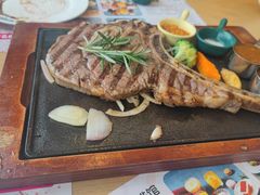 -海维克牛排馆HIGHWIC(右岸环宇坊店)