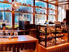 面包甜点陈列柜-星巴克(北京西大望路温特莱店)