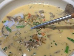 酸菜煮桂鱼-渔悦潇湘·酸菜煮鱼(岳麓山店)