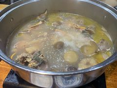 无花果鸡骨汤底-映日农场无花果鸡(滨江东路店)