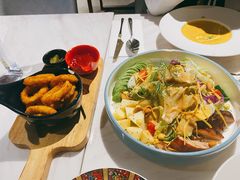 牛油果坚果烤鸡沙拉-Gray Whale 灰鲸餐厅(北美N1店)