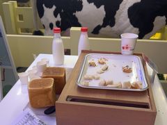 -红星前进面包牛奶公司(君太店)