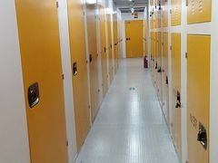 -安东易迷你自助仓储寄存仓库(顾戴路店)