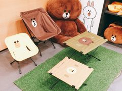 -LINE FRIENDS Garosu-gil Flagship Store