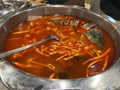 酸汤鱼火锅-苗姑酒堂(仁义社区店)