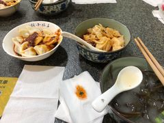 -春阳水饺(香槟广场店)