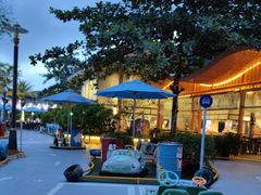 -喷泉广场餐厅·宵夜·海鲜烧烤大排档(长隆企鹅酒店)