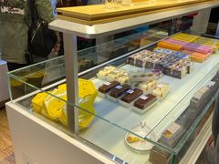 面包甜点陈列柜-好利来(北美N1店)