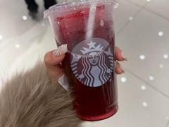 -星巴克臻选(盐城金鹰聚龙湖店)