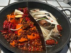 -贰回巷火锅馆(钟楼店)