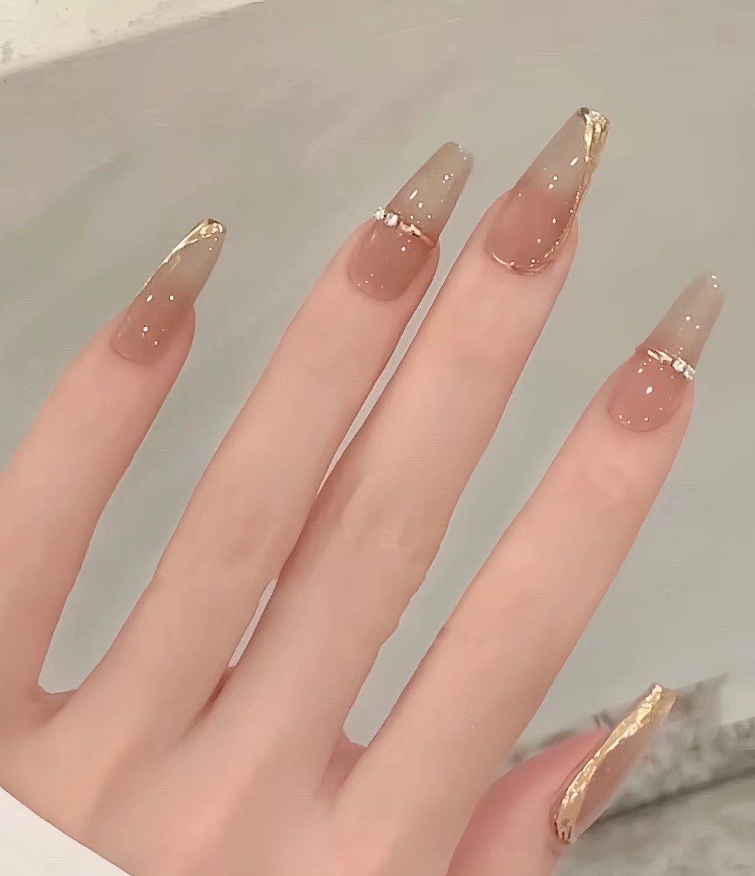 璀璨金边美甲来袭!