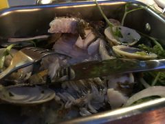 烤多宝鱼配蛤蜊虾仁-Ocean's Table 欧舍