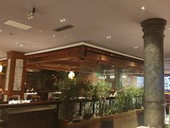 -八府香鸭·啫啫煲(华山路店)