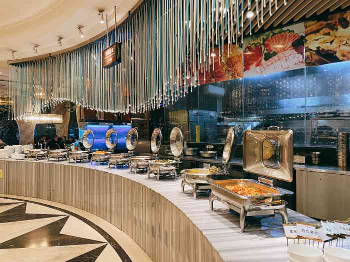 降低了很多不过服务员的态度还是很好下次继重庆解放碑芭菲盛宴自助餐