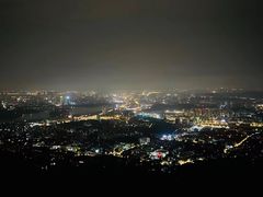 -紫金山山顶公园