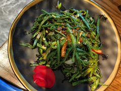 烧鱼酱爆四季豆，-雀舞云南菜(乐客城店)