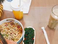 -灵芝妹子海鲜米线(瓦房店新玛特店)