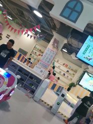 -Qmiss家庭娱乐中心(恒隆广场店)