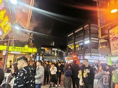 -南门头上美食街