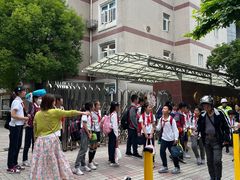 -上海市长阳实验学校