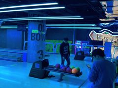 -世代星球·保龄球·镭战真人CS·团建(杨浦店)