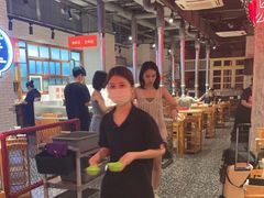 大堂-么肆烤肉·中式自助·烤肉大排档(街道口季佳PAI店)