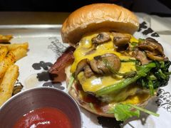 大力水手-Grinder 绞肉机汉堡(武定路店)