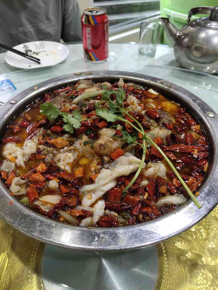 辣妹子川菜馆(西园路店)-"小笼豆腐每桌必点 店家忒土豪铺9515了