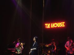 -TZ House音乐现场(来福士中心店)