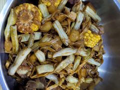 -内蒙焖面大盆骨餐馆(山大路店)