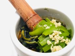 手捣皮蛋擂辣椒-千稻剁椒大鱼头(CityOn熙地港店)