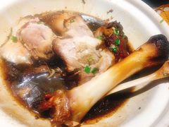 -老码头黑皮肘子锅包肉(赣水路店)