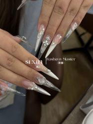 -斯馨·健康美甲美睫