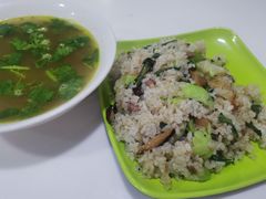-舒蔡记生煎菜饭(云南中路店)