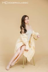 -现代经典婚纱摄影