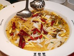-渔语鱼酸菜鱼新川菜(来福士店)