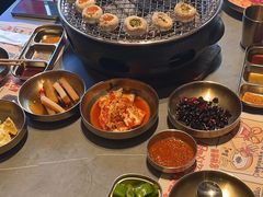 -草家酱蟹炭火烤肉店(珲春南路一店)