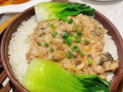 头菜蒸手剁肉饼-乜都得港式茶楼(天贵路店)