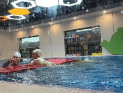 -趣游baby swim婴童游泳·盐氧护(旭辉u天地店)