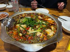 -乡土特色.冷锅鱼.牦牛肉汤锅