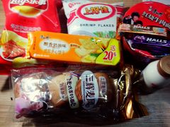 零食-卜蜂莲花(杨高北路店)