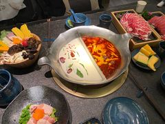 -湊湊火锅·茶憩(打浦桥日月光店)