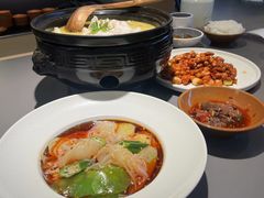 -九锅一堂酸菜鱼(学府凯德店)