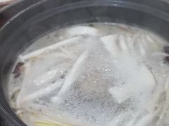 -濠轩阁特色生蚝火锅(水湾路店)