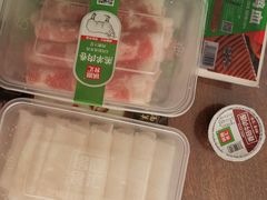 -锅圈食汇火锅烧烤食材超市(黄浦江路店)