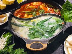 -煲宫猪肚鸡(昆山金鹰国际购物中心店)
