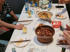 -阿瓦山寨·湘菜现炒·剁椒鱼头王(咸阳总店)